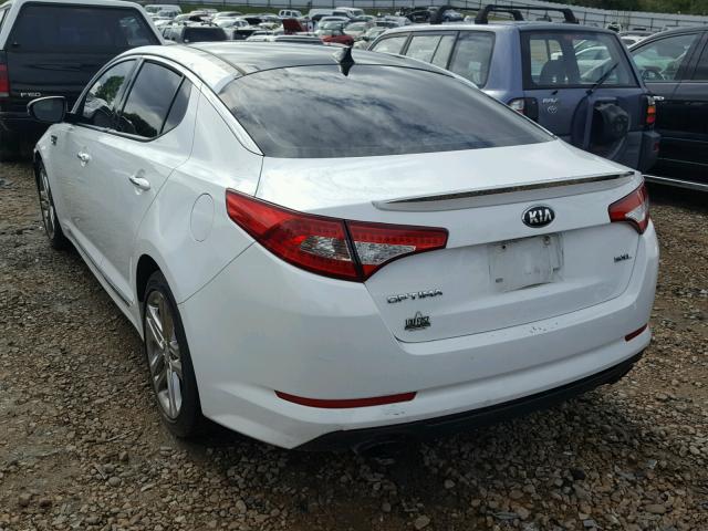 5XXGR4A68DG144091 - 2013 KIA OPTIMA SX WHITE photo 3