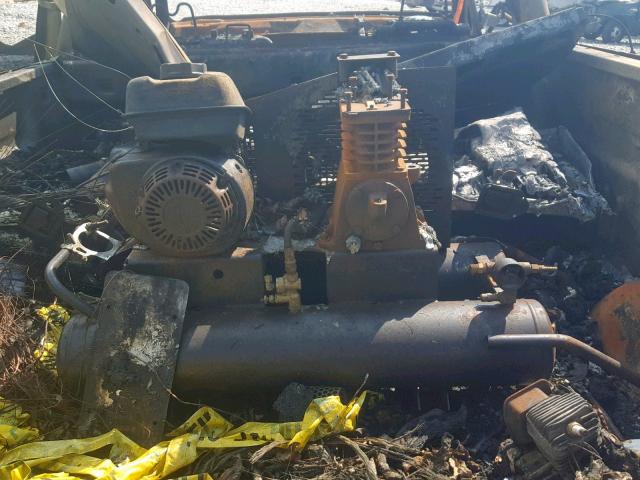 1GTJK34668E130085 - 2008 GMC SIERRA K35 BLACK photo 10