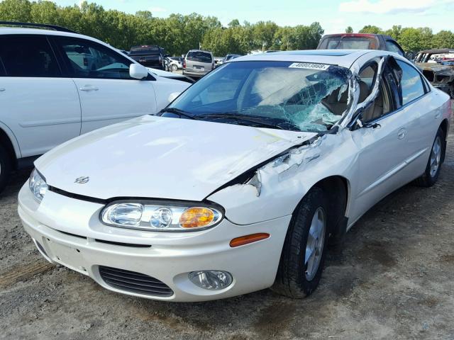 1G3GR64HX24124229 - 2002 OLDSMOBILE AURORA WHITE photo 2