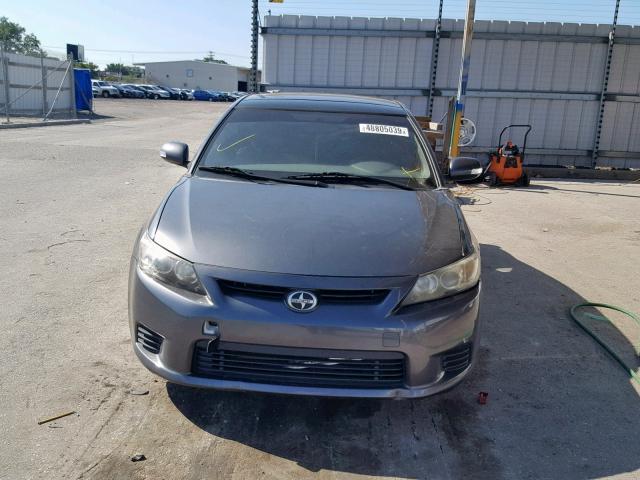 JTKJF5C76C3025960 - 2012 TOYOTA SCION TC ნაცრისფერი ფოტო 9