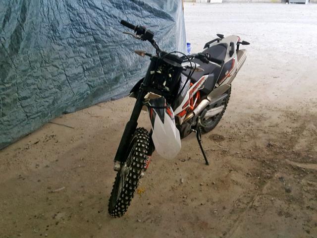 VBKLET405FM772231 - 2015 KTM 690 ENDURO WHITE photo 2