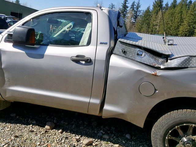 5TFJT52197X001633 - 2007 TOYOTA TUNDRA SILVER photo 9