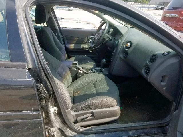 2G2WP522041341639 - 2004 PONTIAC GRAND PRIX BLACK photo 5