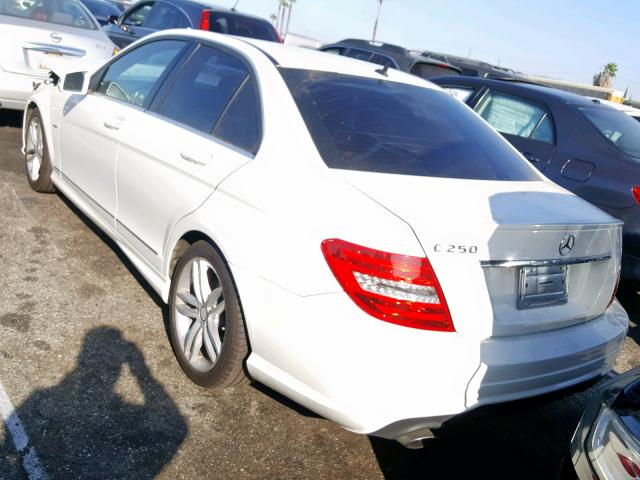 WDDGF4HB9CR207809 - 2012 MERCEDES-BENZ C 250 WHITE photo 3