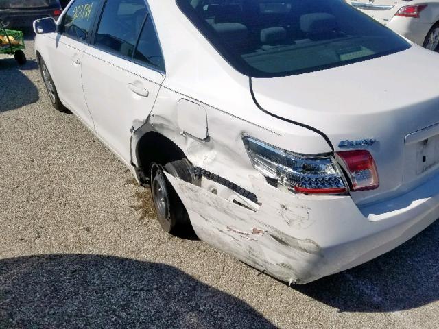 4T1BF3EK9BU777478 - 2011 TOYOTA CAMRY BASE WHITE photo 9