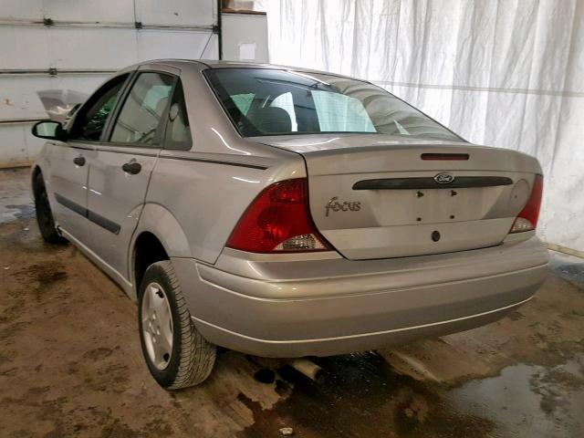 1FAFP33P73W253730 - 2003 FORD FOCUS LX SILVER photo 3