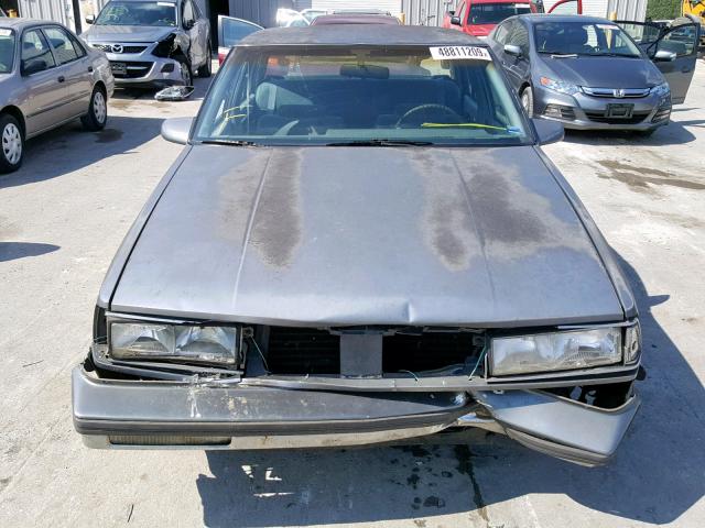 1G3HN54C7K1801592 - 1989 OLDSMOBILE DELTA 88 R GRAY photo 7