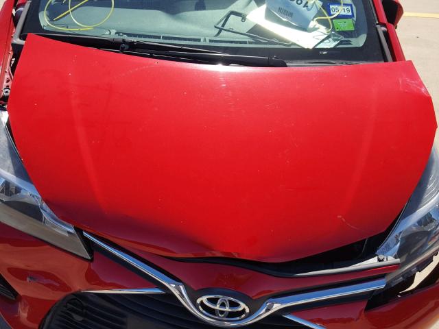 VNKKTUD34GA064761 - 2016 TOYOTA YARIS L RED photo 7