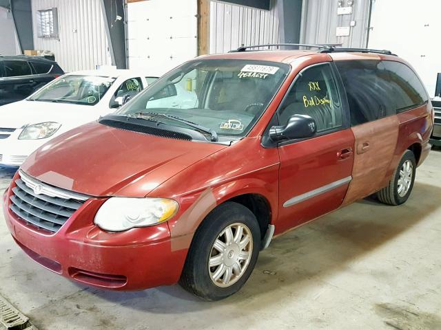 2A4GP54L67R160695 - 2007 CHRYSLER TOWN & COU BURGUNDY photo 2