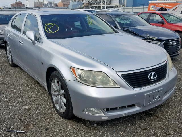 JTHGL46F485029815 - 2008 LEXUS LS 460L SILVER photo 1