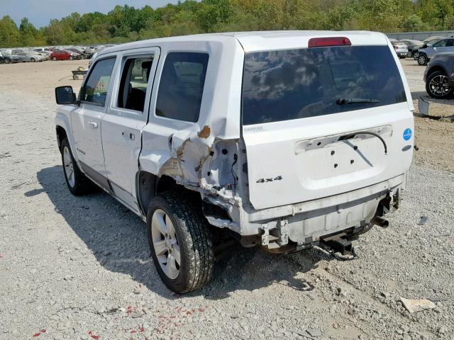 1C4NJRFB1FD270212 - 2015 JEEP PATRIOT LA WHITE photo 3