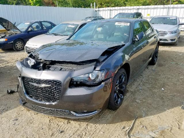 2C3CCABG4KH661098 - 2019 CHRYSLER 300 S GRAY photo 2