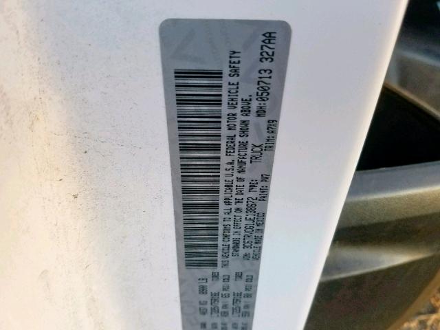 3C6TRVCG1JE138672 - 2018 RAM PROMASTER 白色 照片 10