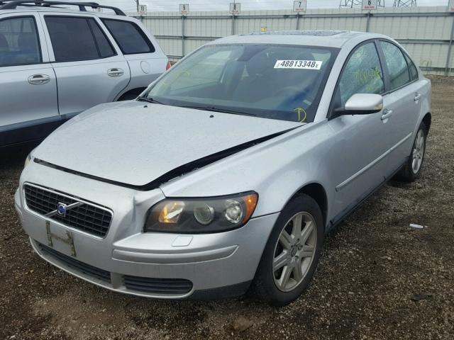 YV1MS382562186659 - 2006 VOLVO S40 2.4I SILVER photo 2