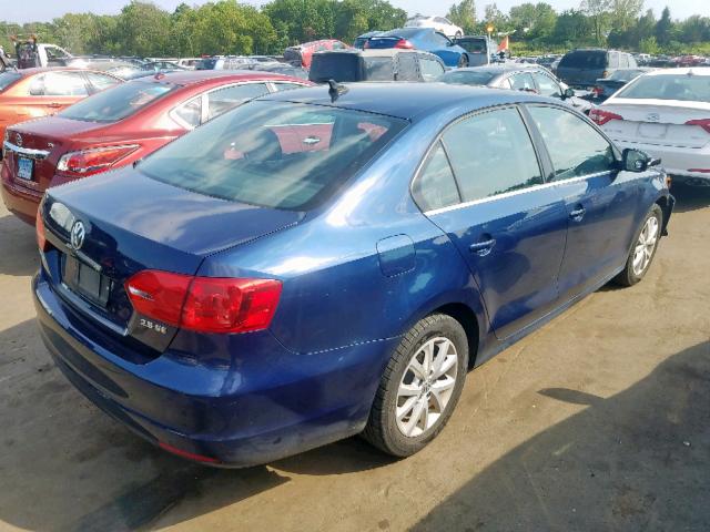 3VWDP7AJ5DM439014 - 2013 VOLKSWAGEN JETTA SE BLUE photo 4