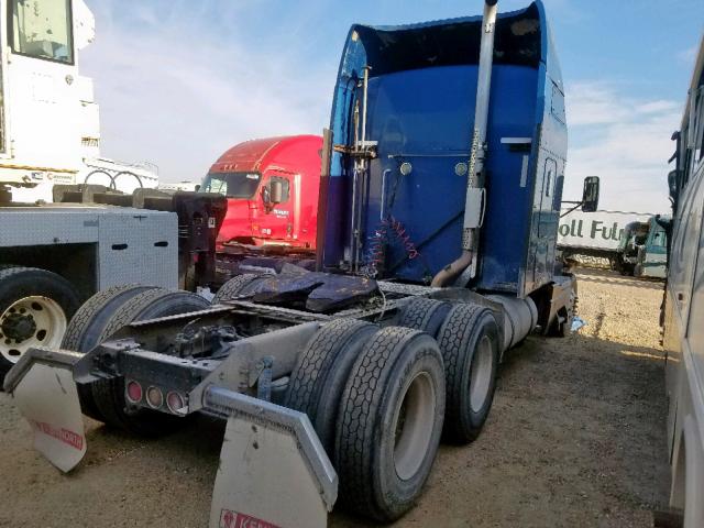 1XKADB9X56J155865 - 2006 KENWORTH CONSTRUCTI BLUE photo 4