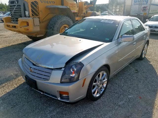 1G6DP577570163320 - 2007 CADILLAC CTS HI FEA SILVER photo 2