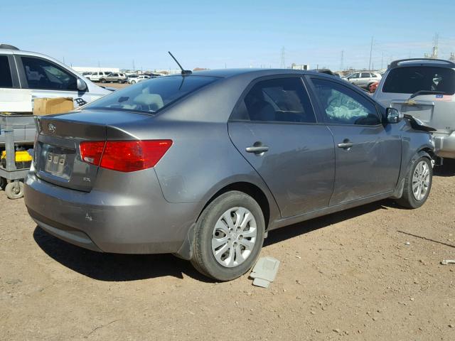 KNAFU4A27A5237351 - 2010 KIA FORTE EX GRAY photo 4