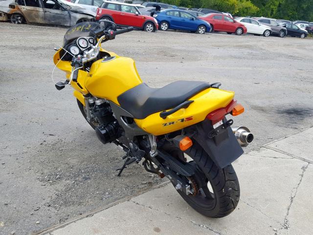 JKAZRDH143A010265 - 2003 KAWASAKI ZR750 G YELLOW photo 3