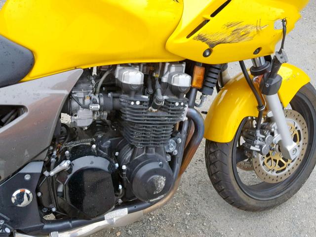 JKAZRDH143A010265 - 2003 KAWASAKI ZR750 G YELLOW photo 9