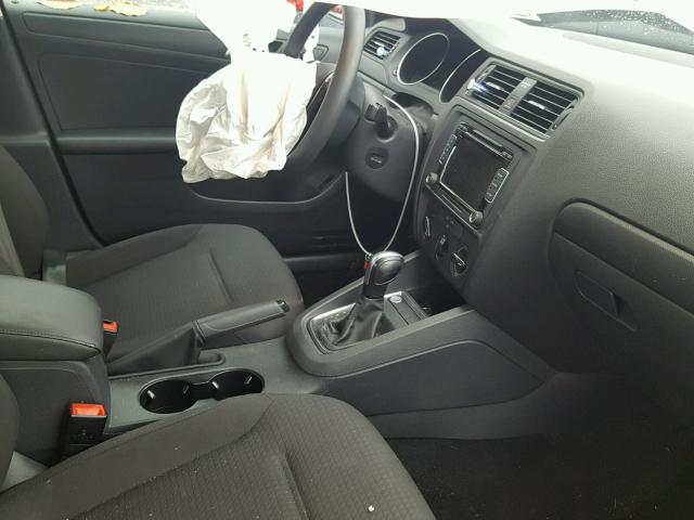 3VW2K7AJ8FM330524 - 2015 VOLKSWAGEN JETTA BASE BLUE photo 5