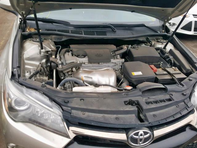 4T1BF1FK9GU589781 - 2016 TOYOTA CAMRY LE GOLD photo 7