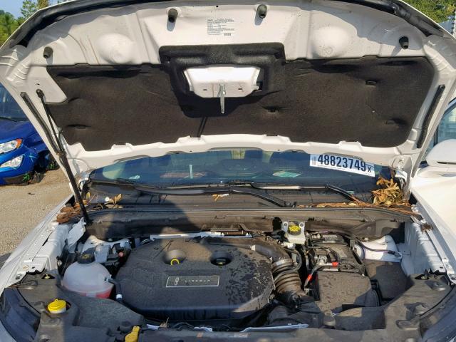 5LMCJ3C94KUL09271 - 2019 LINCOLN MKC RESERV WHITE photo 7