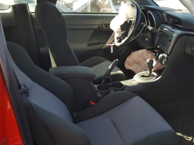 JTKJF5C71E3069397 - 2014 TOYOTA SCION TC 红色 照片 5