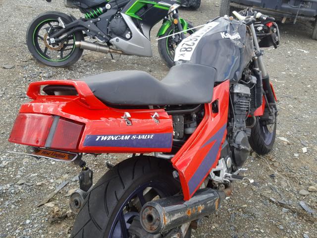 JKAEXMF18SA045364 - 1995 KAWASAKI EX250 RED photo 4