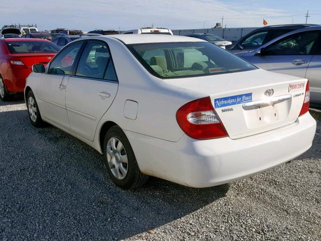 4T1BE32K64U371622 - 2004 TOYOTA CAMRY LE WHITE photo 3