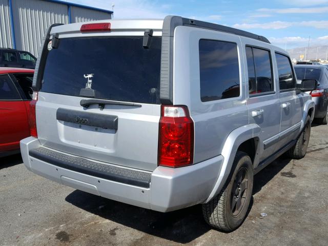 1J8HH48K59C500426 - 2009 JEEP COMMANDER SILVER photo 4