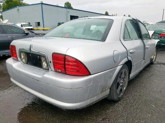 1LNHM87A1YY882518 - 2000 LINCOLN LS 银色 照片 4