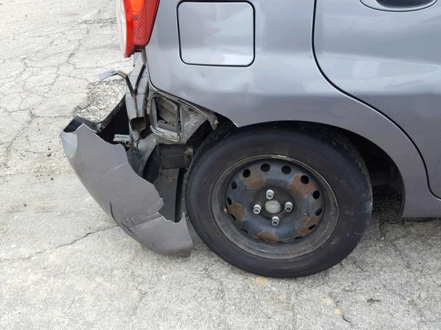 KL1TD66E19B646454 - 2009 CHEVROLET AVEO LS GRAY photo 9