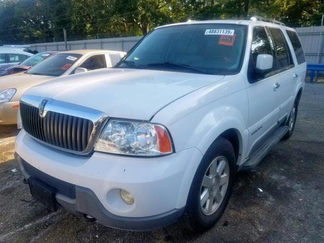 5LMFU27R44LJ23893 - 2004 LINCOLN NAVIGATOR WHITE photo 2