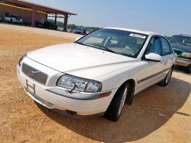 YV1TS92D821251254 - 2002 VOLVO S80 WHITE photo 2