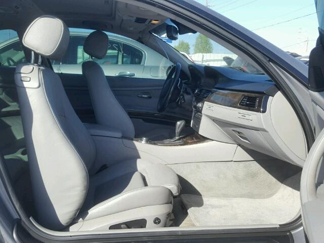 WBAWV13559P121245 - 2009 BMW 328 I SULE GRAY photo 5