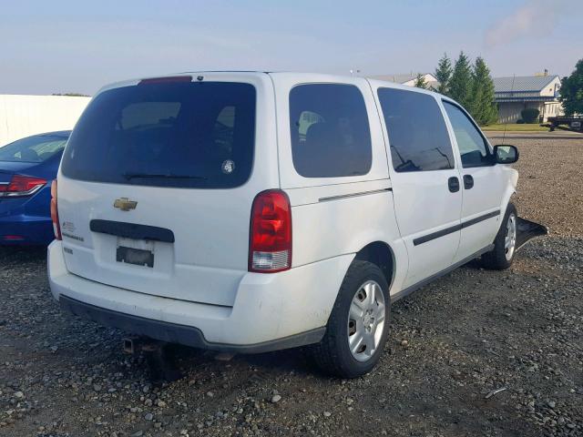 1GNDV23W18D162228 - 2008 CHEVROLET UPLANDER L WHITE photo 4