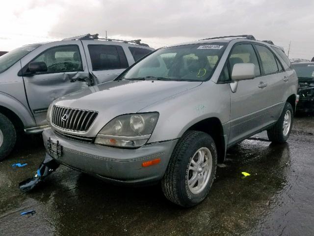 JT6HF10U0Y0163096 - 2000 LEXUS RX 300 SILVER photo 2