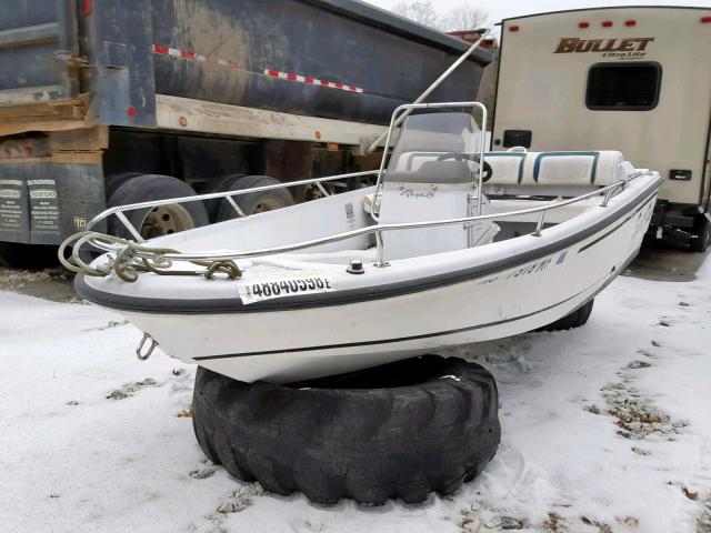 BWCMB252L495 - 1995 BOST BOAT WHITE photo 2