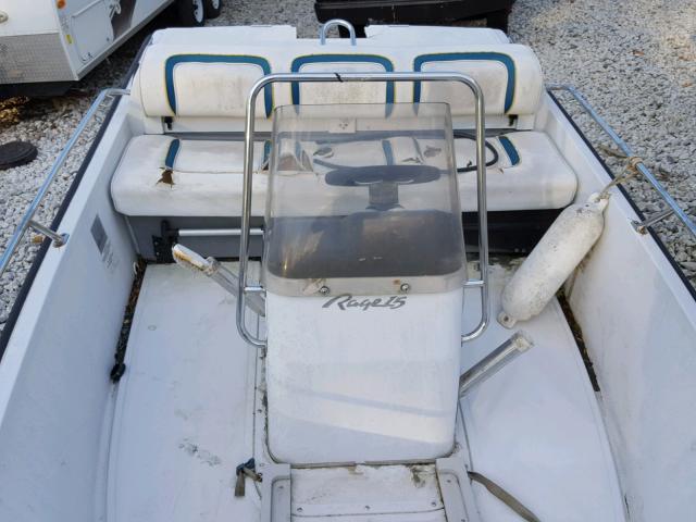 BWCMB252L495 - 1995 BOST BOAT WHITE photo 6