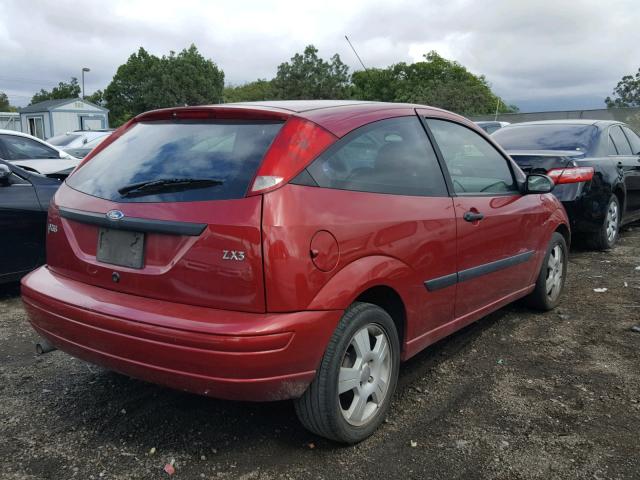 3FAFP31Z73R183332 - 2003 FORD FOCUS ZX3 RED photo 4