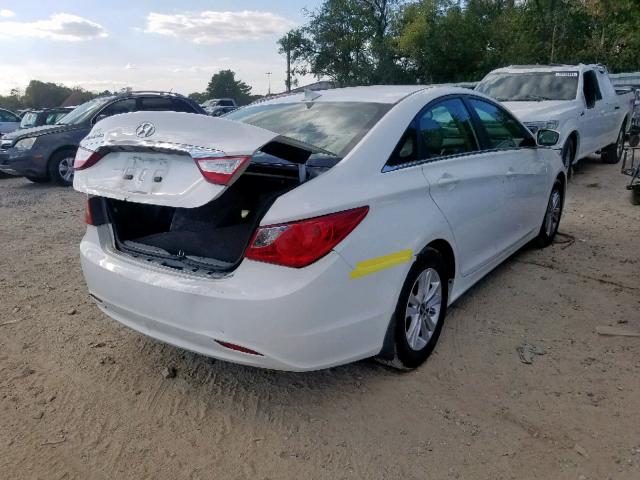 5NPEB4AC4DH717297 - 2013 HYUNDAI SONATA GLS WHITE photo 4