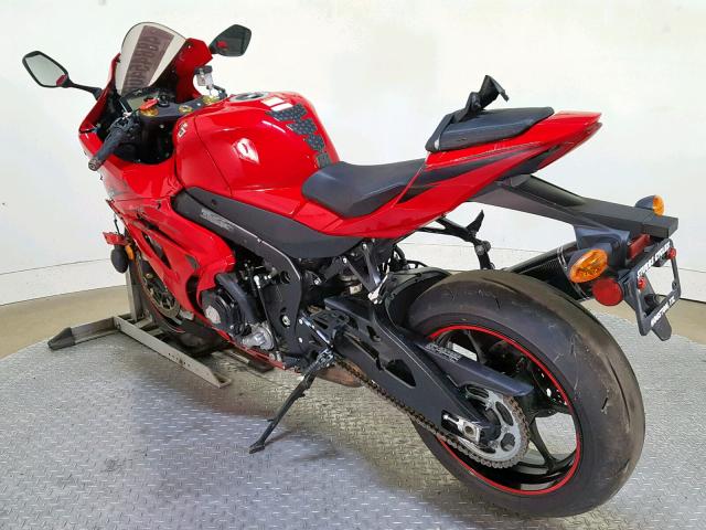 JS1DM11B0H2101173 - 2017 SUZUKI GSX-R1000 RED photo 6