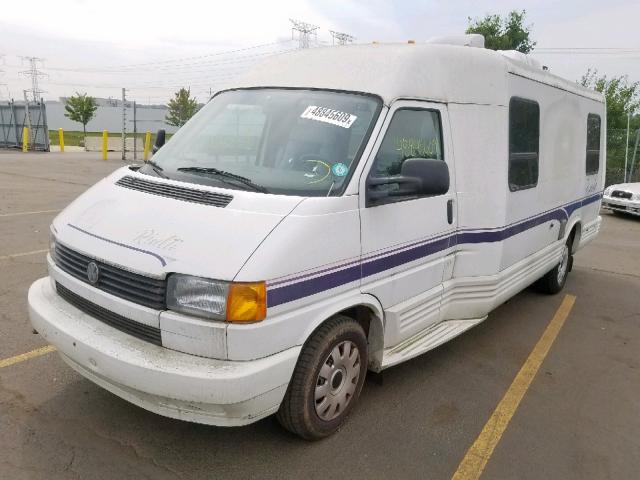 1WVAE0704SH001558 - 1995 WINNEBAGO RIALTA MOT WHITE photo 2