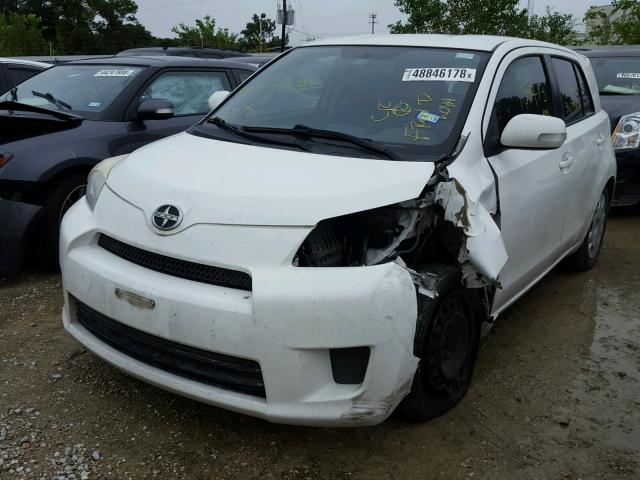 JTKKU10449J042807 - 2009 TOYOTA SCION XD WHITE photo 2