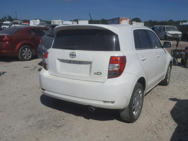 JTKKU10449J042807 - 2009 TOYOTA SCION XD WHITE photo 4