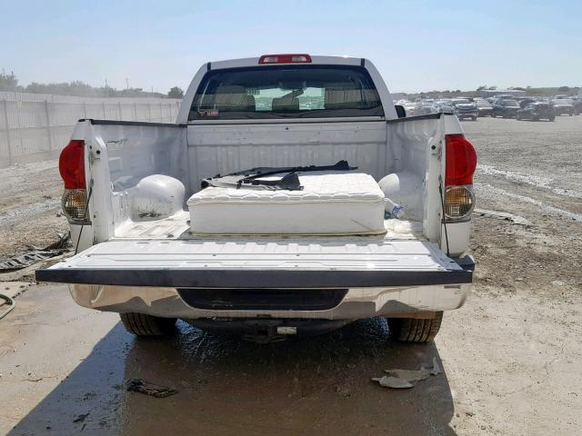 5TFRV54118X038896 - 2008 TOYOTA TUNDRA DOU WHITE photo 9