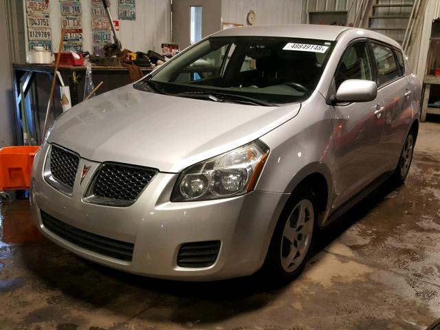 5Y2SP67839Z402056 - 2009 PONTIAC VIBE SILVER photo 2