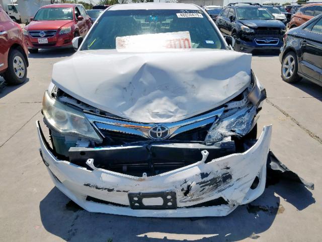 4T1BF1FK5CU513193 - 2012 TOYOTA CAMRY BASE WHITE photo 7