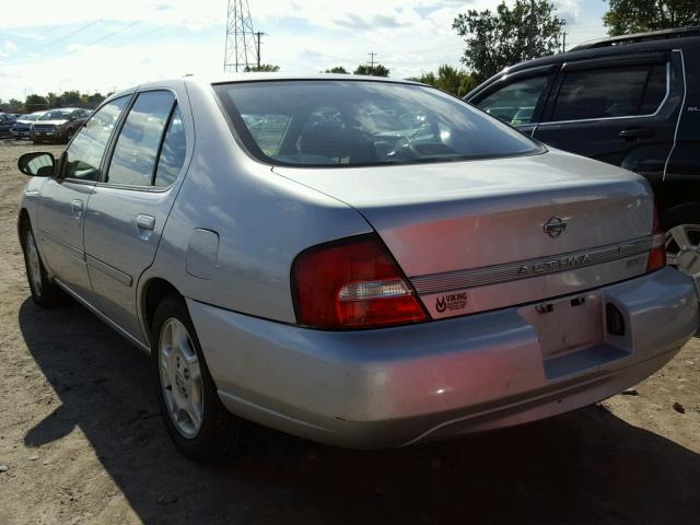 1N4DL01D4YC133421 - 2000 NISSAN ALTIMA XE SILVER photo 3